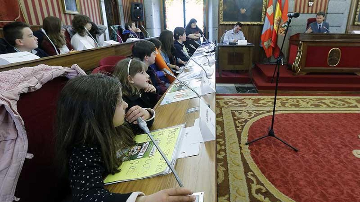El Consejo de la Infancia volverá a reunirse el próximo miércoles, 16 de noviembre.-RAÚL G. OCHOA