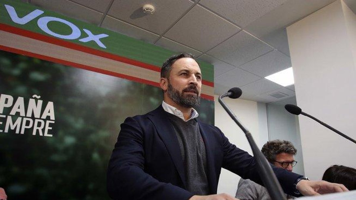 El líder de Vox, Santiago Abascal, analiza los resultados de las elecciones generales.-DAVID CASTRO
