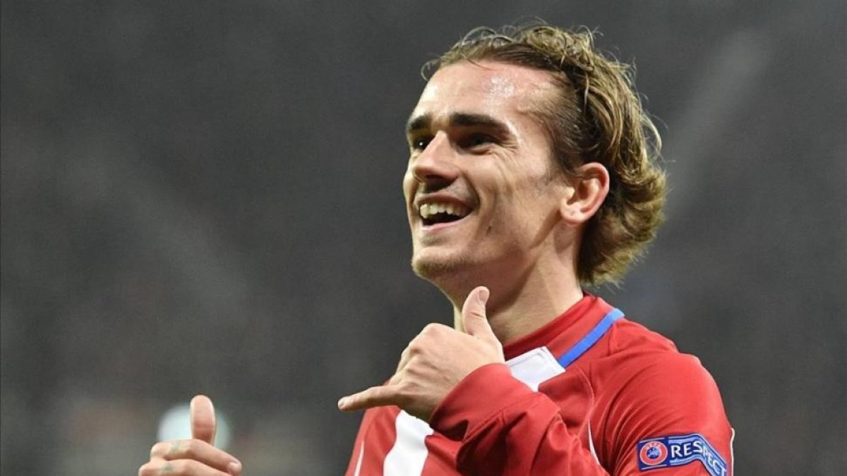 Antoine Griezmann celebra un gol con el Atlético.-AP / MARTIN MEISSNER