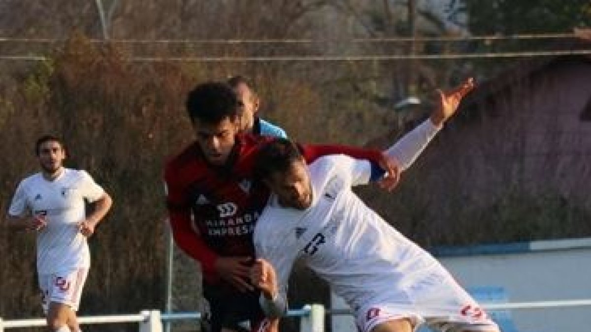 Derbi entre Burgos CF Promesas y CD Mirandés B. / BURGOS CF