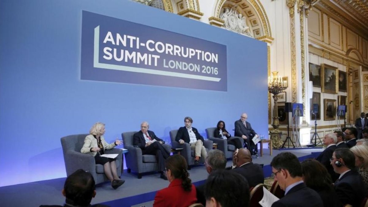 La cumbre de la corrupción en Londres, este jueves.-POOL