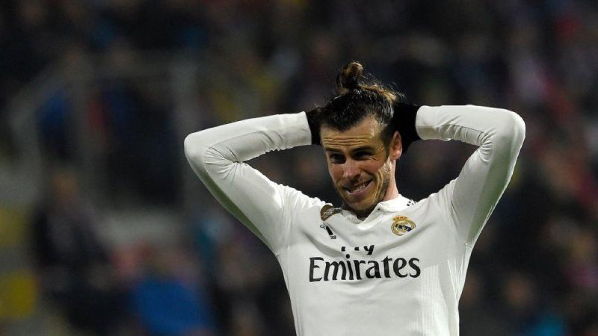 El madridista Garteht Bale se lamenta durante un partido.-AFP