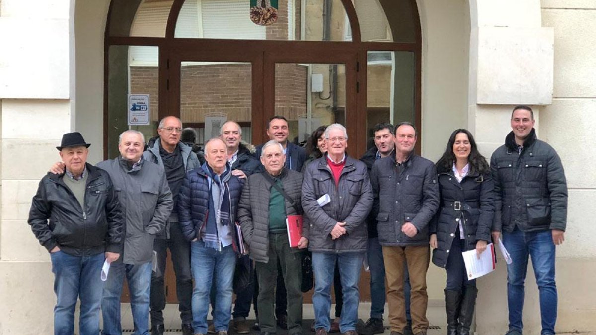 Los representantes de los ayuntamientos del área de influencia de Garoña mantuvieron una reunión este mes.-ECB