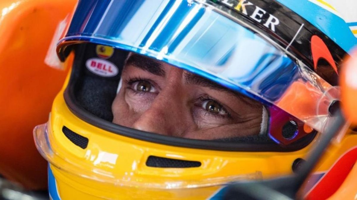 Fernando Alonso, en los entrenamientos de hoy en Austria.-AFP / ANDREJ ISAKOVIC