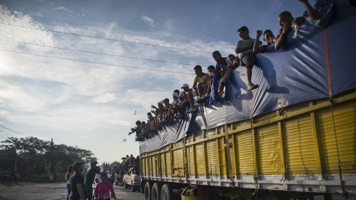 Las leyes de Estados Unidos amparan a los inmigrantes que huyen de la persecución y solicitan asilo una vez que llegan a este país.-EFE