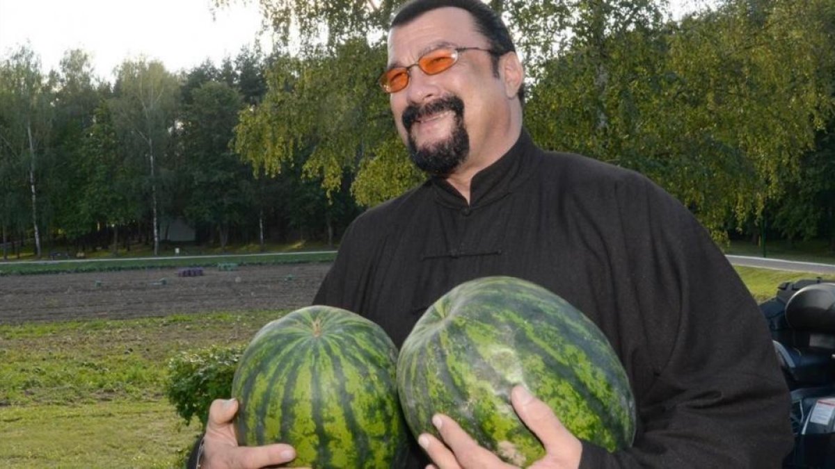 Steven Seagal, en Bielorrusia.-AP / ANDREI STASEVICH