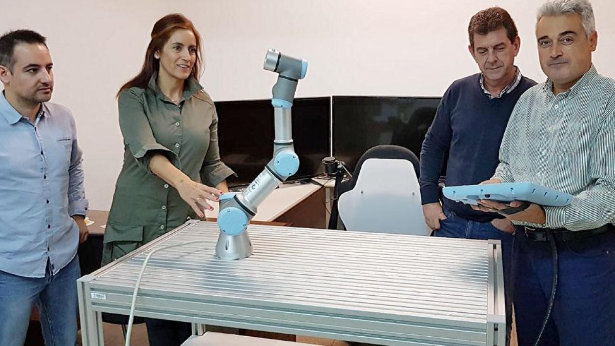 Equipo del proyecto Industria 4.0 de la Escuela Politécnica Superior.-ECB