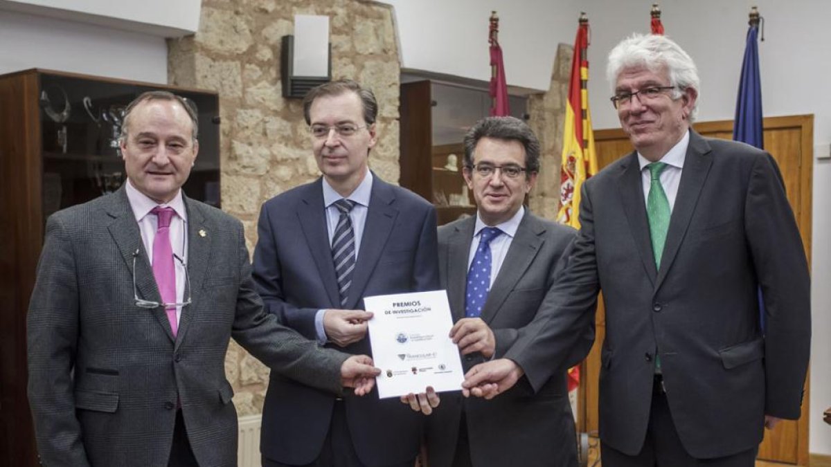 Los rectores de las universidades de Valladolid, León y Burgos con el presidente del CES.-SANTI OTERO