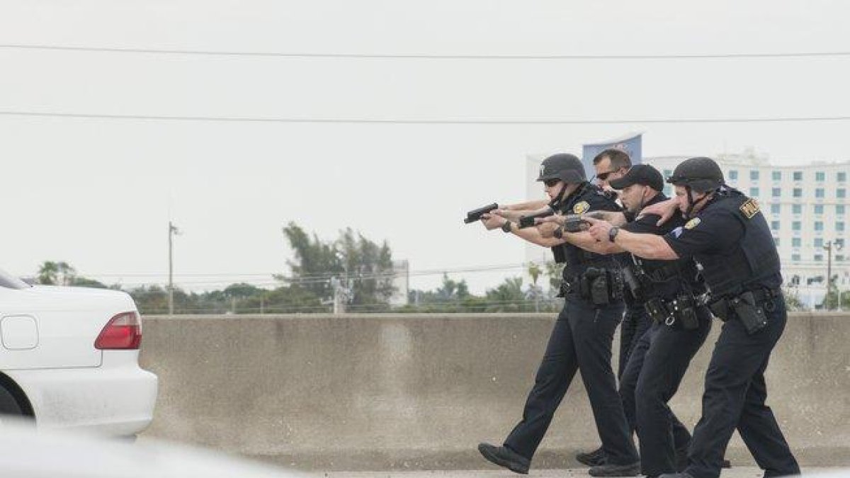 Las autoridades policiales de Palm Beach contactaron con el FBI.-EFE