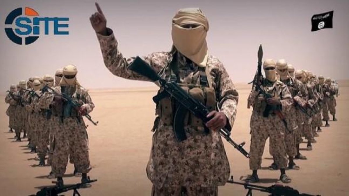 Entrenamiento del grupo denominado Estado Islámico en Yemen.-EL PERIÓDICO