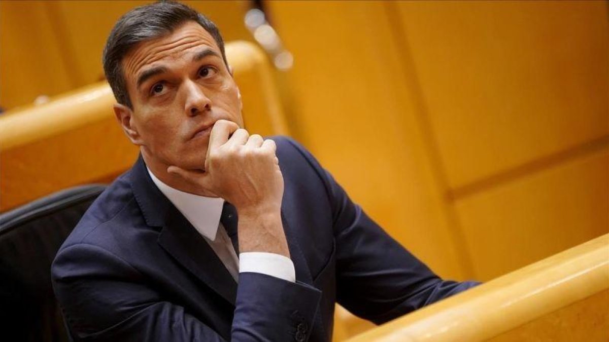 El presidente del Gobierno, Pedro Sánchez, en el Pleno del Senado del pasado 18 de diciembre.-JOSÉ LUIS ROCA