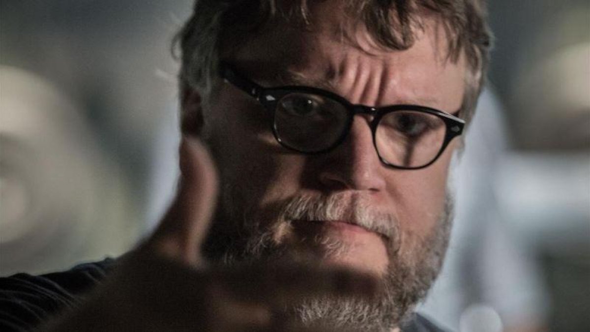 Guillermo del Toro, en el rodaje de 'La forma del agua'.-AP / FOX SEARCHLIGHT / KERRY HAYES