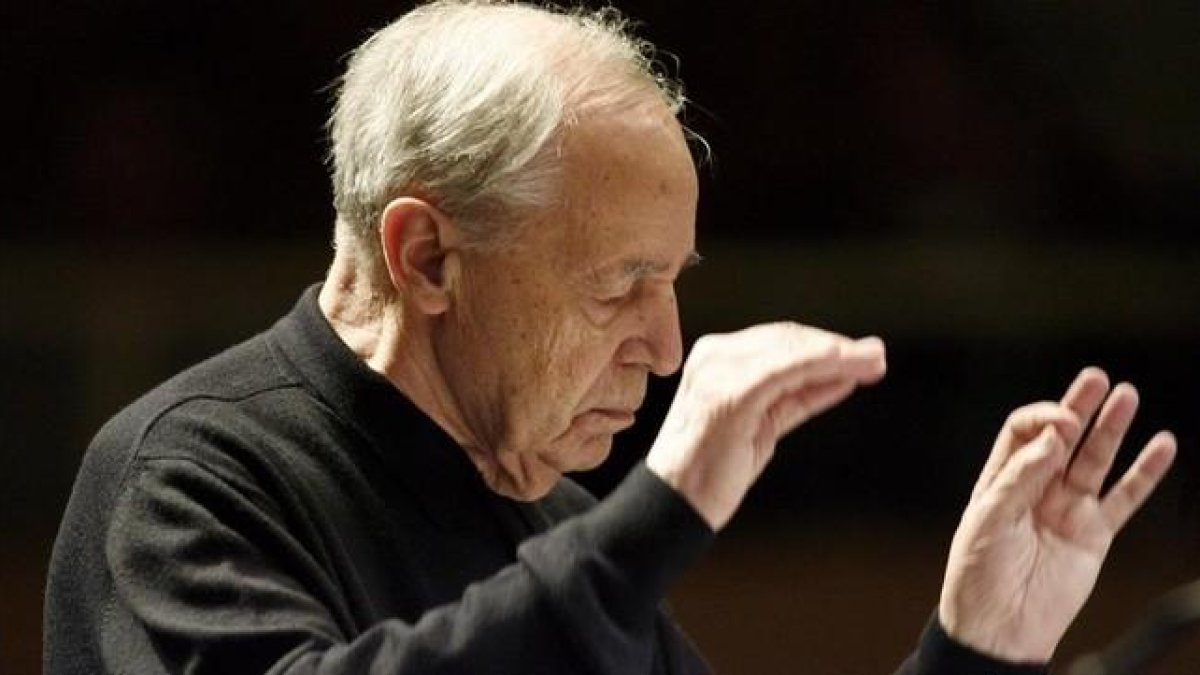 AFP / ROLF HAID  El director de orquesta francés Pierre Boulez, en una imagen del 2008.-AFP