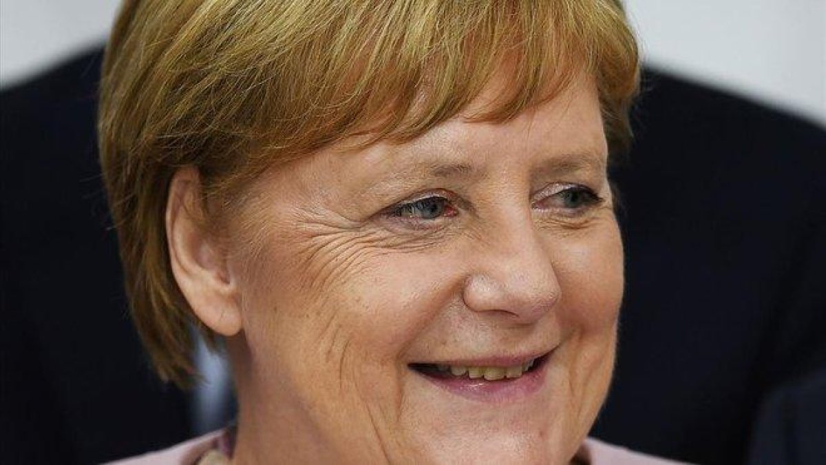 La canciller alemana Angela Merkel durante el G-20 en Osaka (Japón).-CHARLY TRIBALLEAU (AFP)