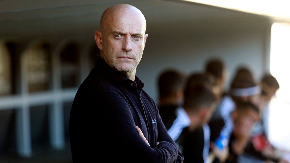 Julián Calero, durante un partido de esta temporada. SANTI OTERO