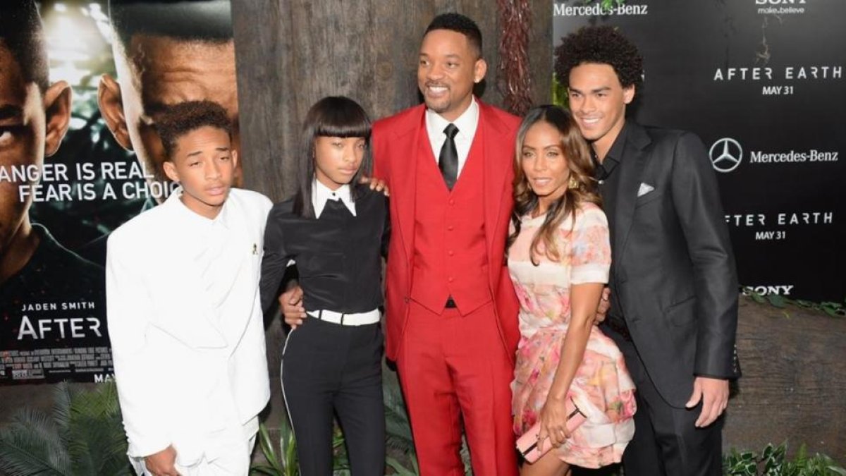 Una imagen de archivo de Will Smith, Jada Pinkett y sus hijos, Trey, Jaden y Willow.-ANDREW H WALKER
