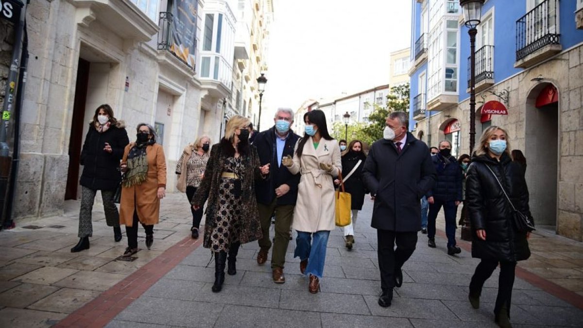 Verónica Casado, José Ignacio Delgado y Begoña Villacís, en Burgos, con motivo de un acto de Ciudadanos. ECB