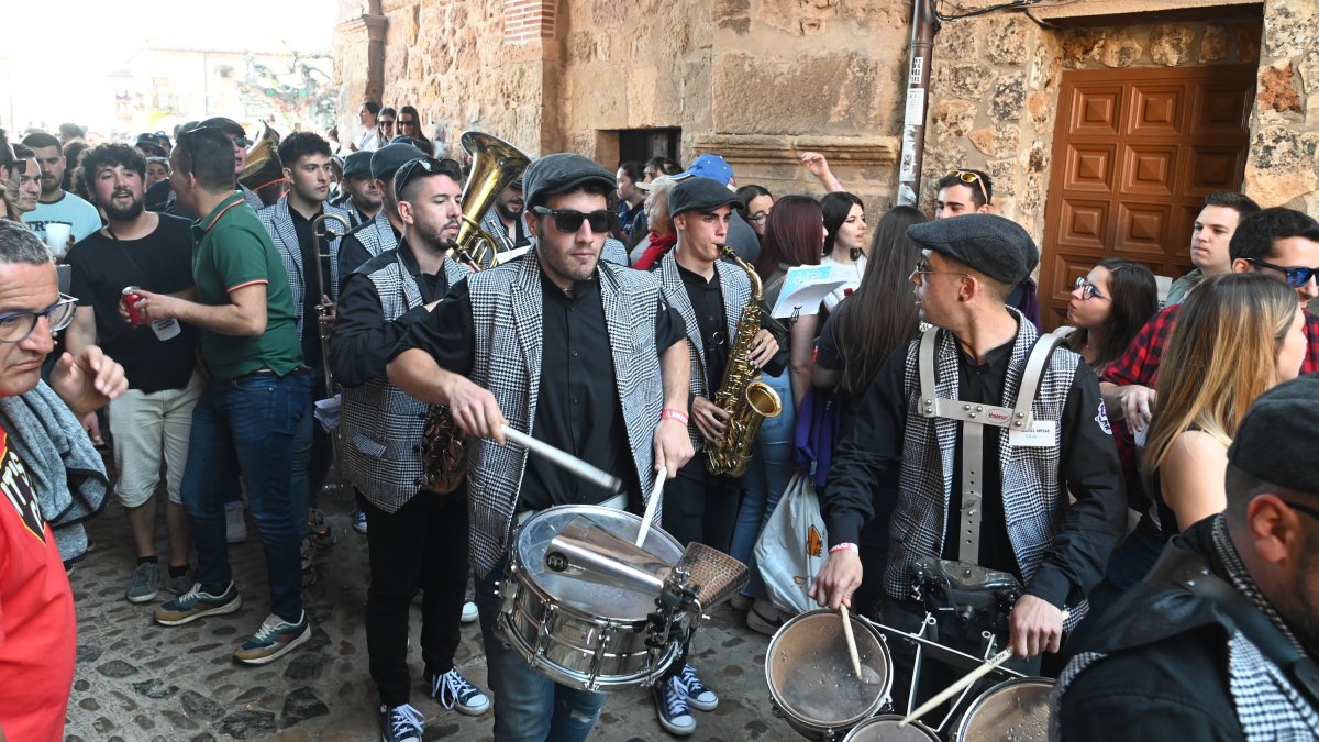 VIII edición del Festival Nacional de Charangas en Poza de la Sal. ICAL
