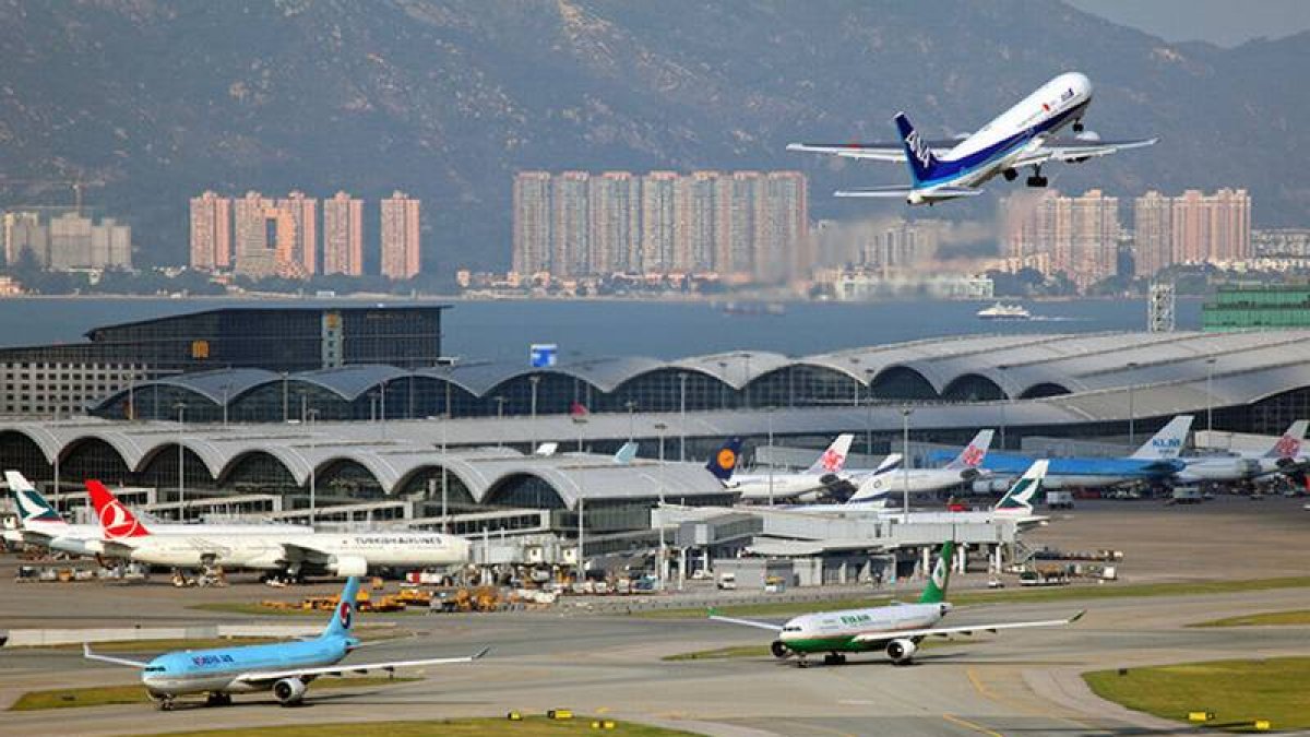 Aeropuerto Internacional de Hong Kong.-