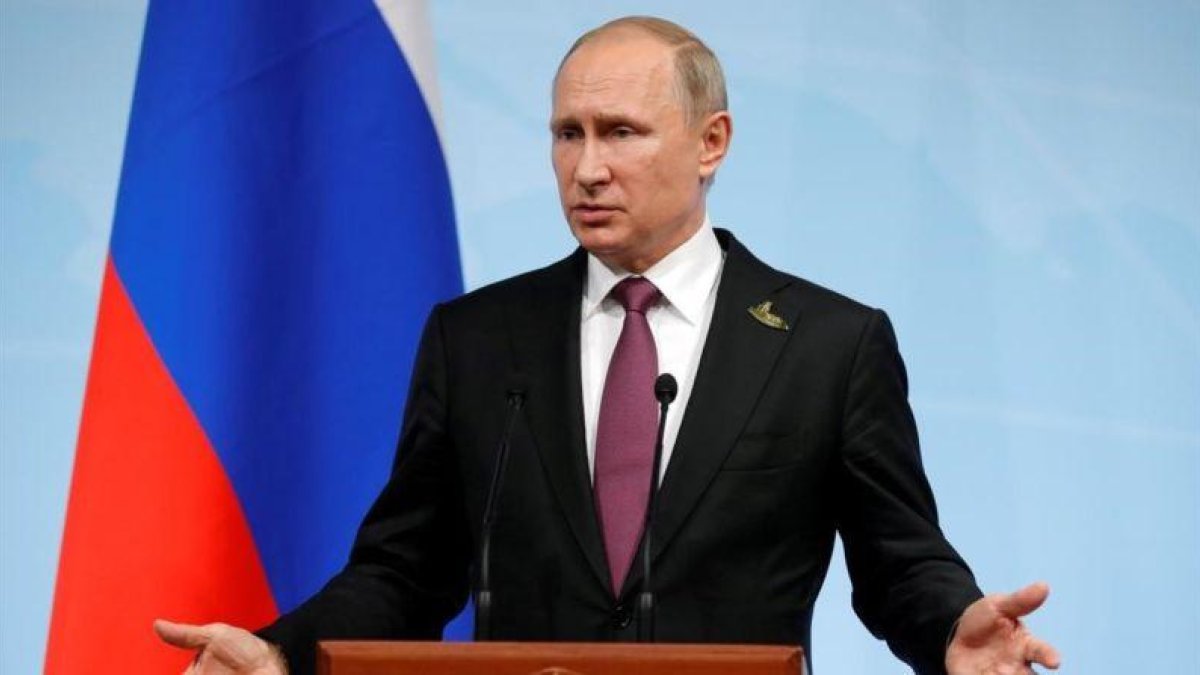 El presidente ruso, Vladimir Putin, durante la cumbre del G-20 en Hamburgo.-POOL NEW