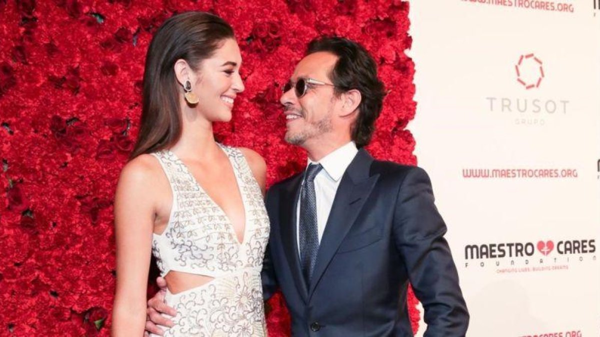 La modelo Mariana Downing y el cantante Marc Anthony.-C J RIVERA