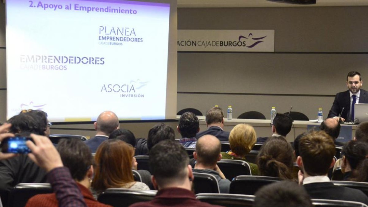 José Mellado, de la Fundación Caja de Burgos, durante la jornada.-ICAL