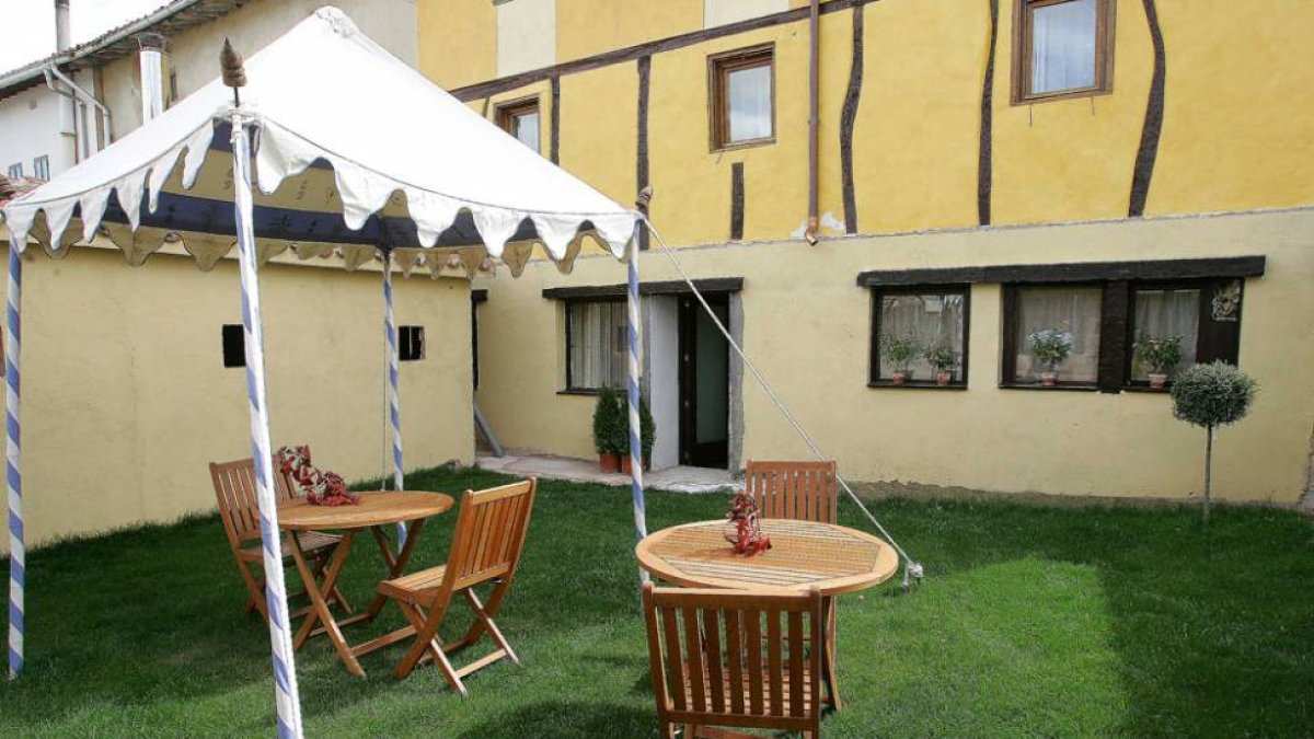 Casa rural de la provincia.-ECB
