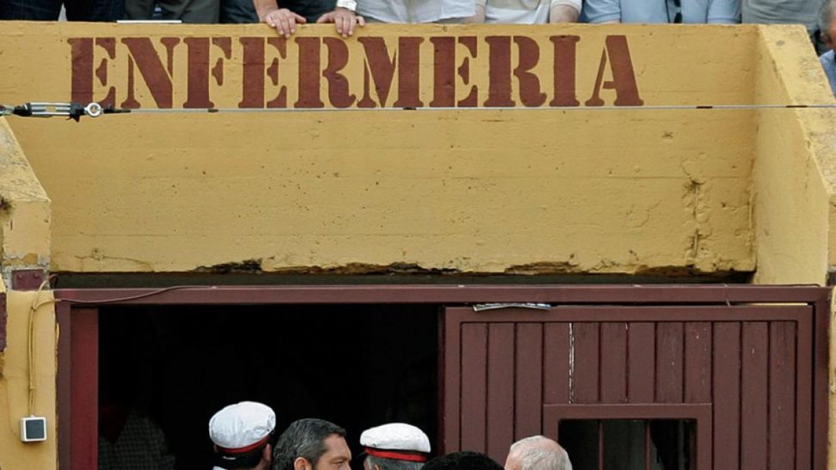 La feria de San Pedro volverá a celebrarse sin una enfermería en condiciones.-S. OTERO