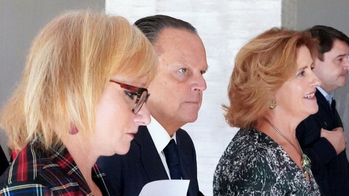 <p> Leticia García, Mario Amilivia y María Paloma Vallejo.- ICAL </p>