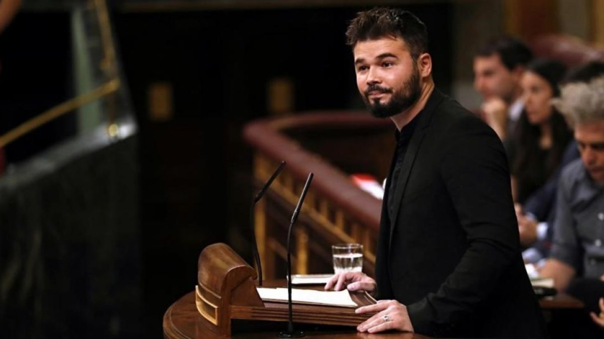 Gabriel Rufíán, en el pleno de investidura del 29 de octubre-/ DAVID CASTRO