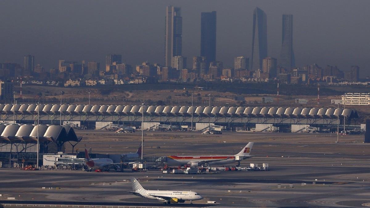El aeropuerto Adolfo Suárez-Madrid Barajas. /-SERGIO PEREZ (REUTERS)