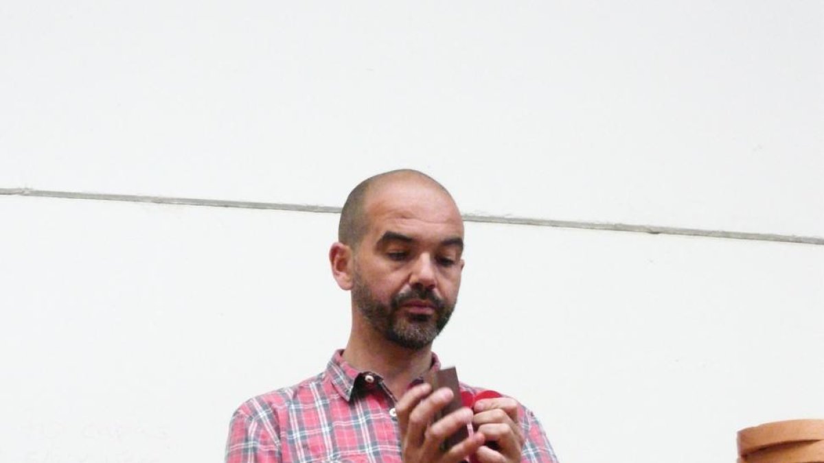 Pablo Saracho en las instalaciones de la empresa segoviana-EL MUNDO