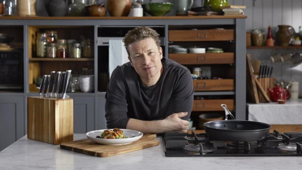 El chef británico Jamie Oliver.-/ PERIODICO