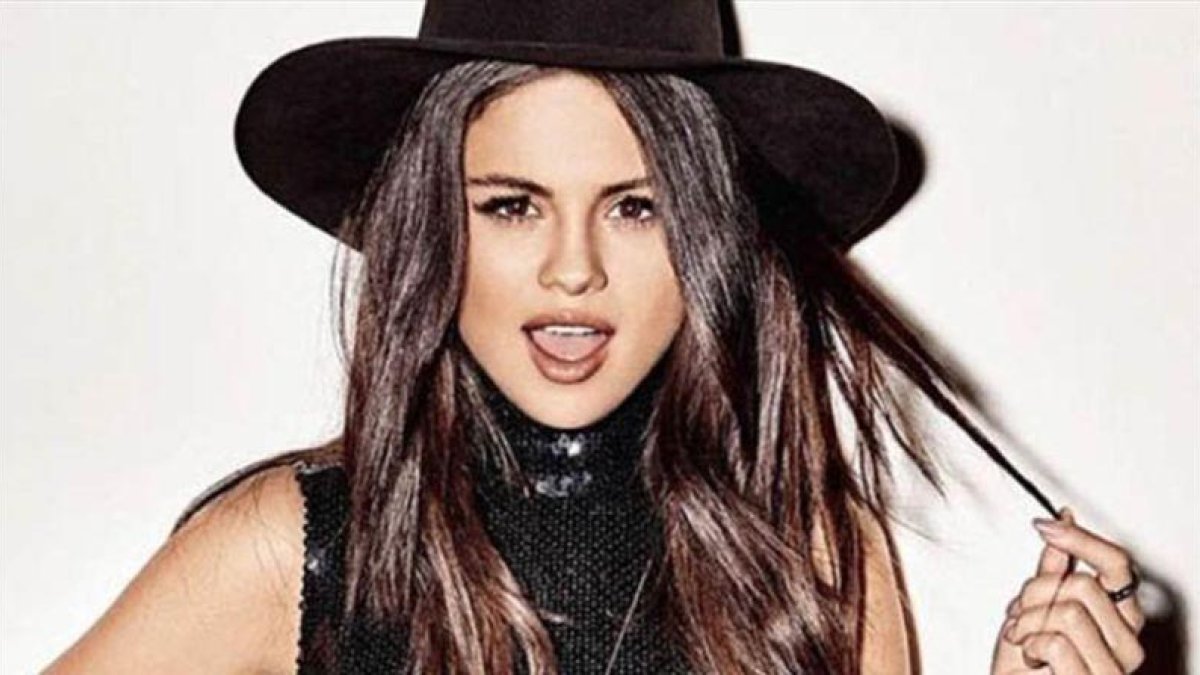 Selena Gómez.-