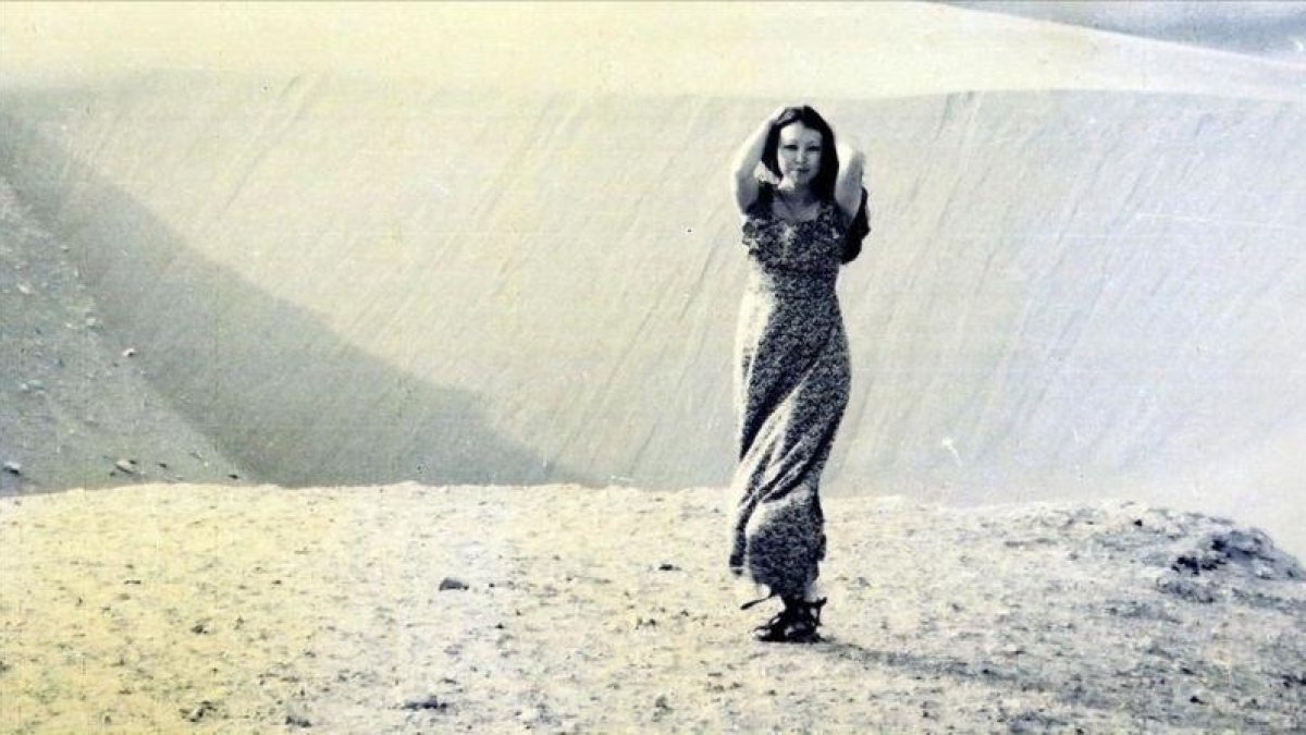 Sanmao, en los años 70, en el desierto del Sáhara.-