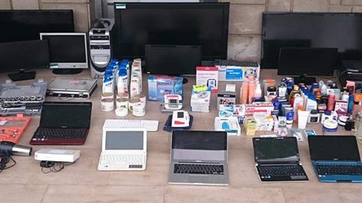 Material recuperado en el transcurso de la Operación Bombines Trueba-ECB