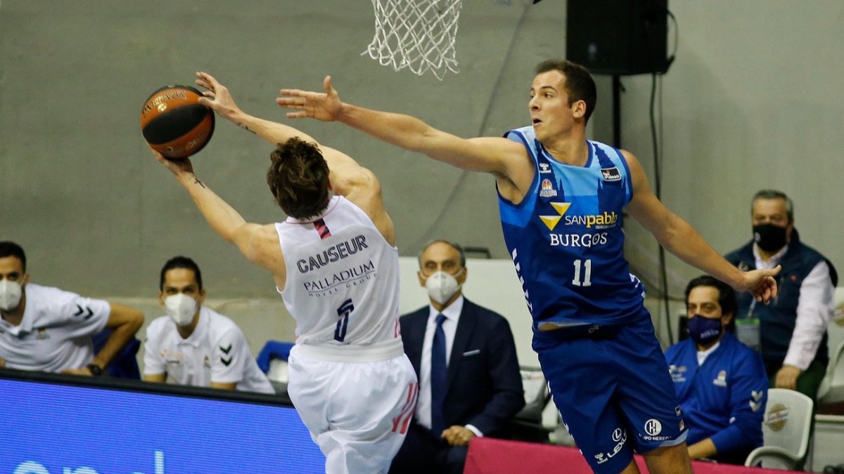 Salvó intenta frenar la penetración de Causeur. SANTI OTERO