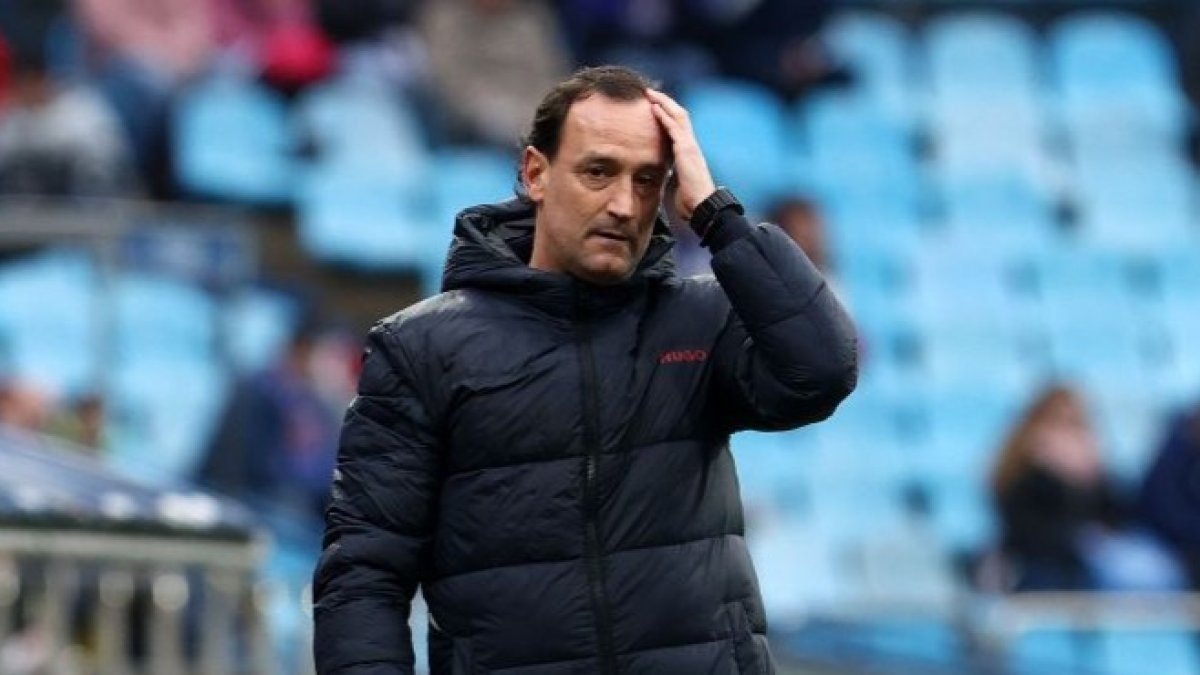 Joseba Exteberria, técnico del CD Mirandés. LALIGA