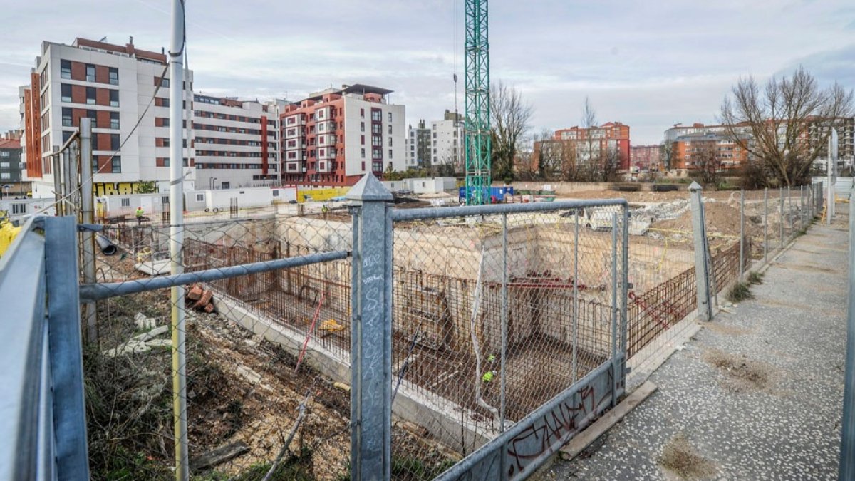 Las viviendas de nueva construcción se compran mucho menos que las de segunda mano. ISRAEL L. MURILLO