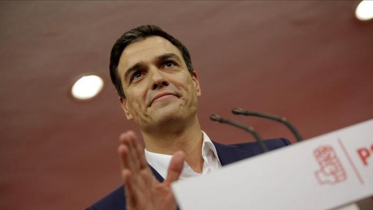 Pedro Sánchez, durante la noche electoral del pasado 20 de diciembre.-JOSÉ LUIS ROCA