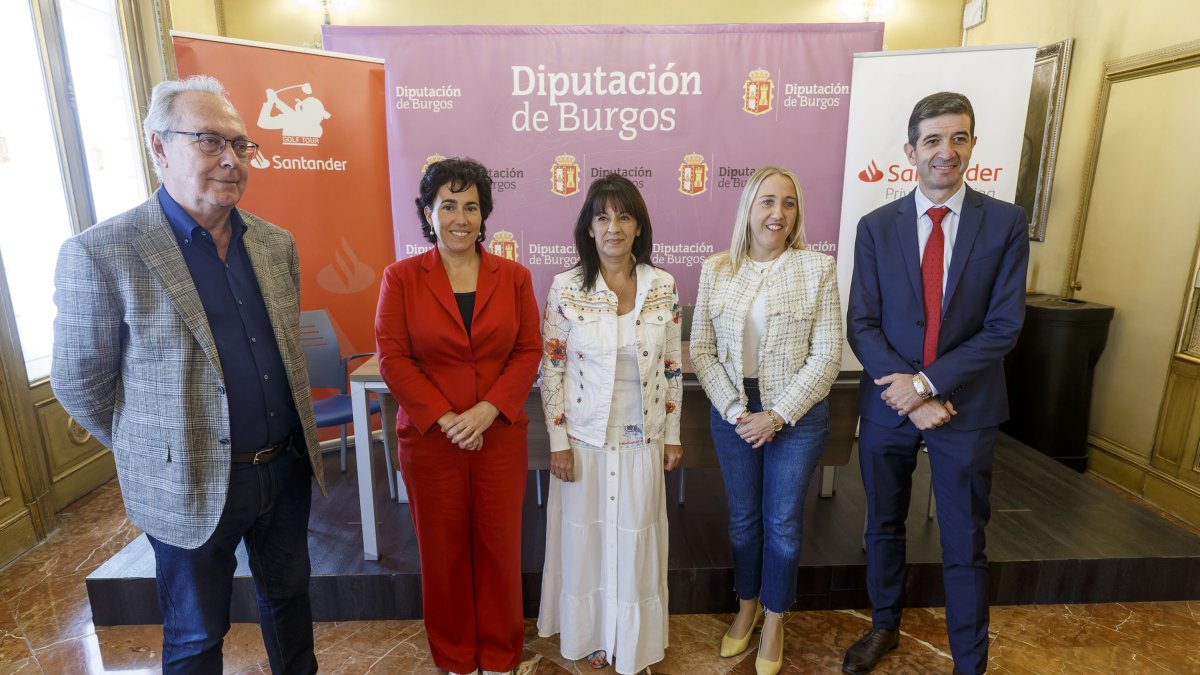 Félix Adrián,Alicia Garrido, Inmaculada Sierra, Isabel Sancho y Javier Pérez de la Huerta . SANTI OTERO