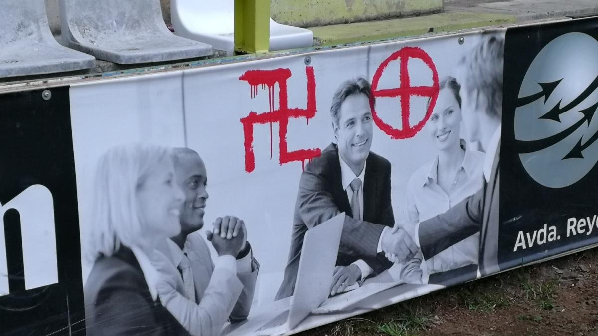 Pintadas aparecidas en el campo de El Plantío-ECB