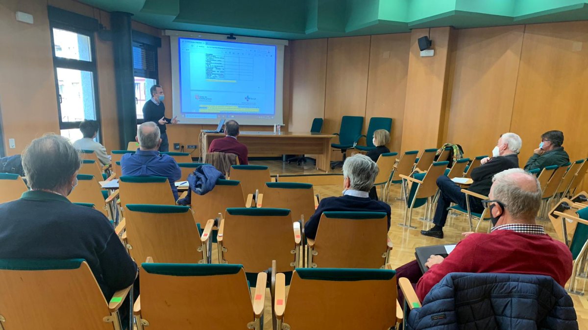 Los profesionales médicos reclutados en Burgos recibieron una formación específica previa. ECB