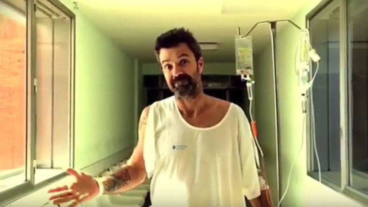 Pau Donés explica en un vídeo la situación por la que está pasando debido a su cáncer.-Foto: PAU DONÉS