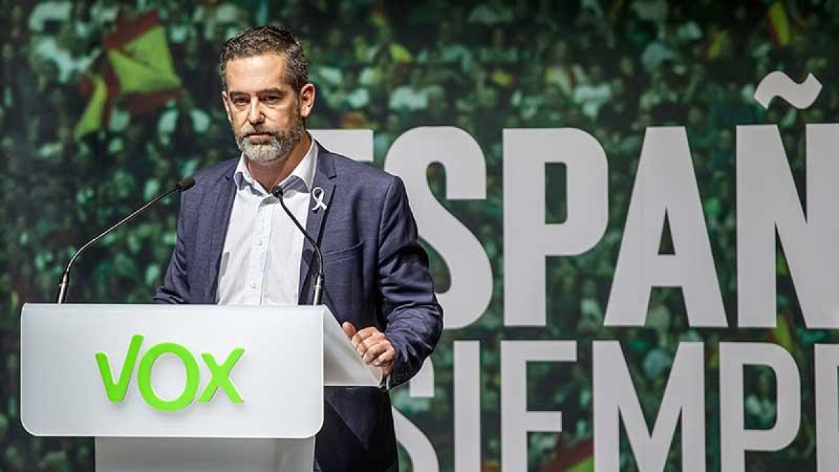 El cabeza de lista de Vox al Congreso por Burgos, Javier Martínez, ayer, en el Fórum Evolución.-SANTI OTERO