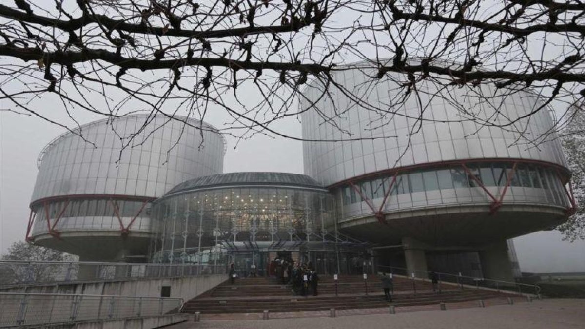 El tribunal europeo de los Derechos Humanos en Estrasburgo.-REUTERS / VINCENT KESSLER