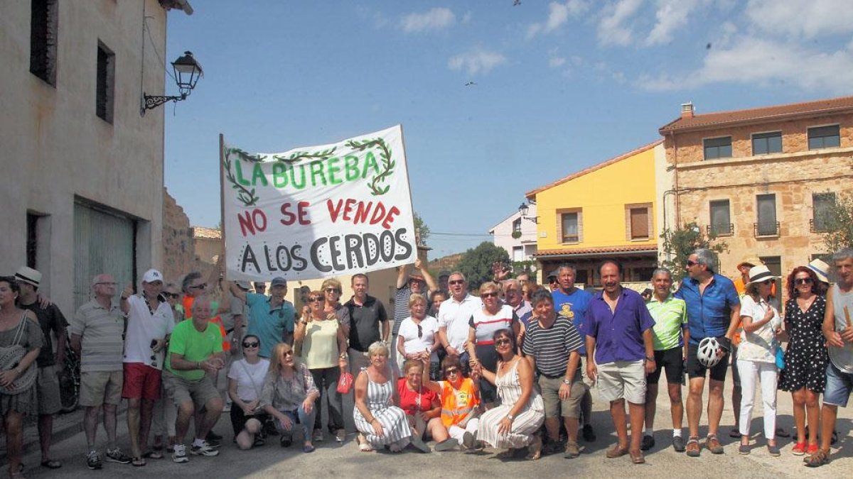 Temen la falta de agua -por la mucha que necesitará la instalación- o la contaminación de ésta, entre otras cosas.-G. G.