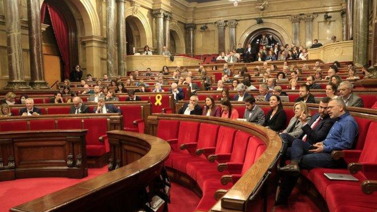 Pleno del Parlament, el 12 de noviembre. Pleno del Parlament, el 12 de noviembre.-GUILLEM ROSET