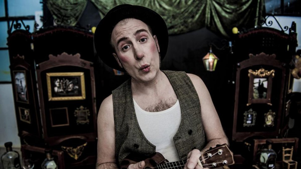 ‘Comediante’ ofrece una interesante experiencia a través del circo y la música.-ECB