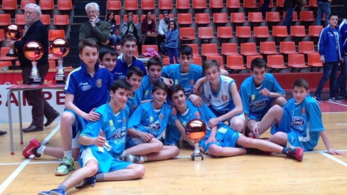 Imagen del conjunto burgalés tras la competición.-